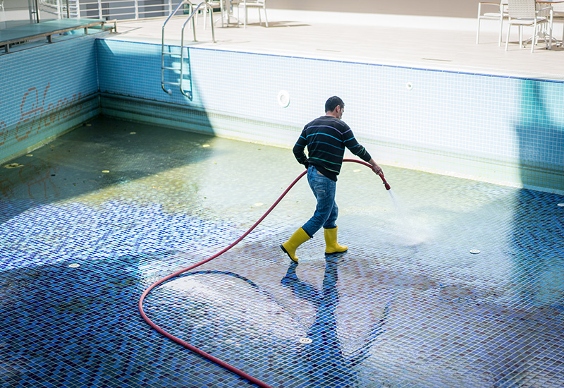 swimming pool cleaning